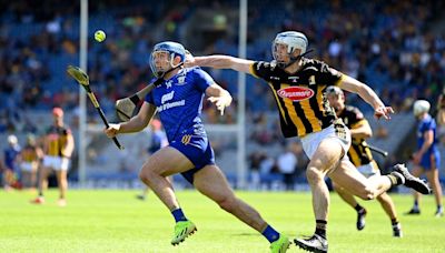 Third time lucky as Clare fight back to down Cats