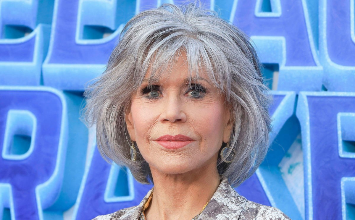 Jane Fonda Brings Granddaughter Viva Along for Red Carpet Appearance