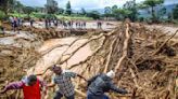 Kenyans in flood-prone areas are ordered to evacuate or will be moved by force as death toll rises