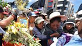 Puno (Perú) se viste de luto en un homenaje masivo a los 17 muertos en las protestas