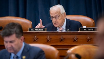 NJ Rep. Pascrell breathing on his own as doctors discuss hospital discharge, staff says