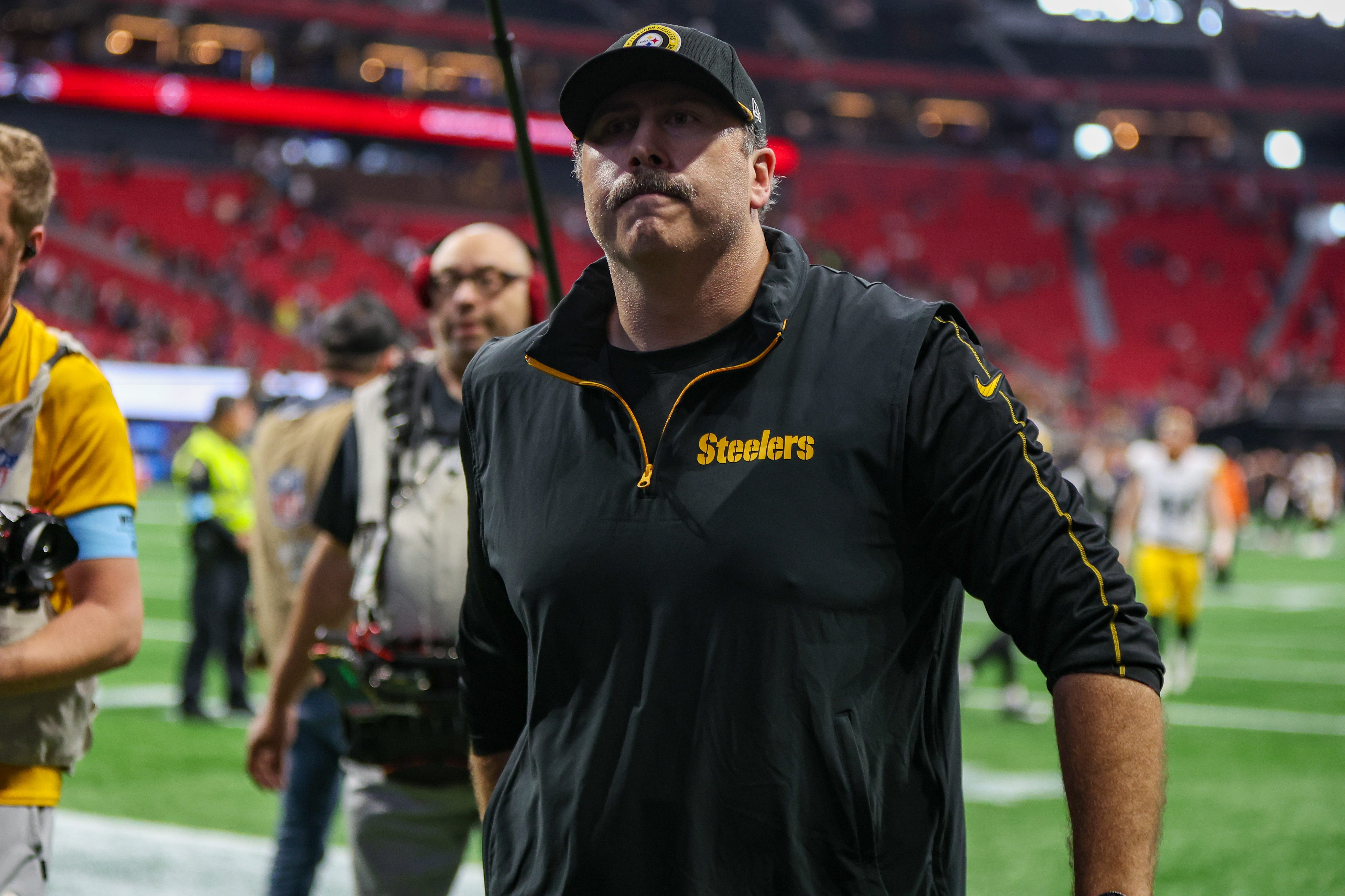 Steelers HC Mike Tomlin gives three-word response to Arthur Smith debut