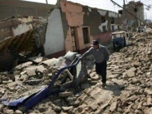 Terremoto de magnitude 7,2 atinge o Peru e provoca risco de tsunami