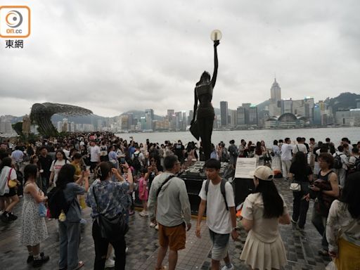 5.1截至9時逾17.3萬內地旅客訪港 已超去年假期首日表現