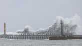 Taiwan’s Exchange Will Stay Closed a Second Day Due to Typhoon