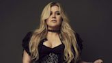 Kelly Clarkson Releases 'Mine' and 'Me,' the First 2 Singles Off Her New Album Post-Breakup — Listen