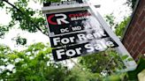 U.S. pending home sales increase moderately, NAR says