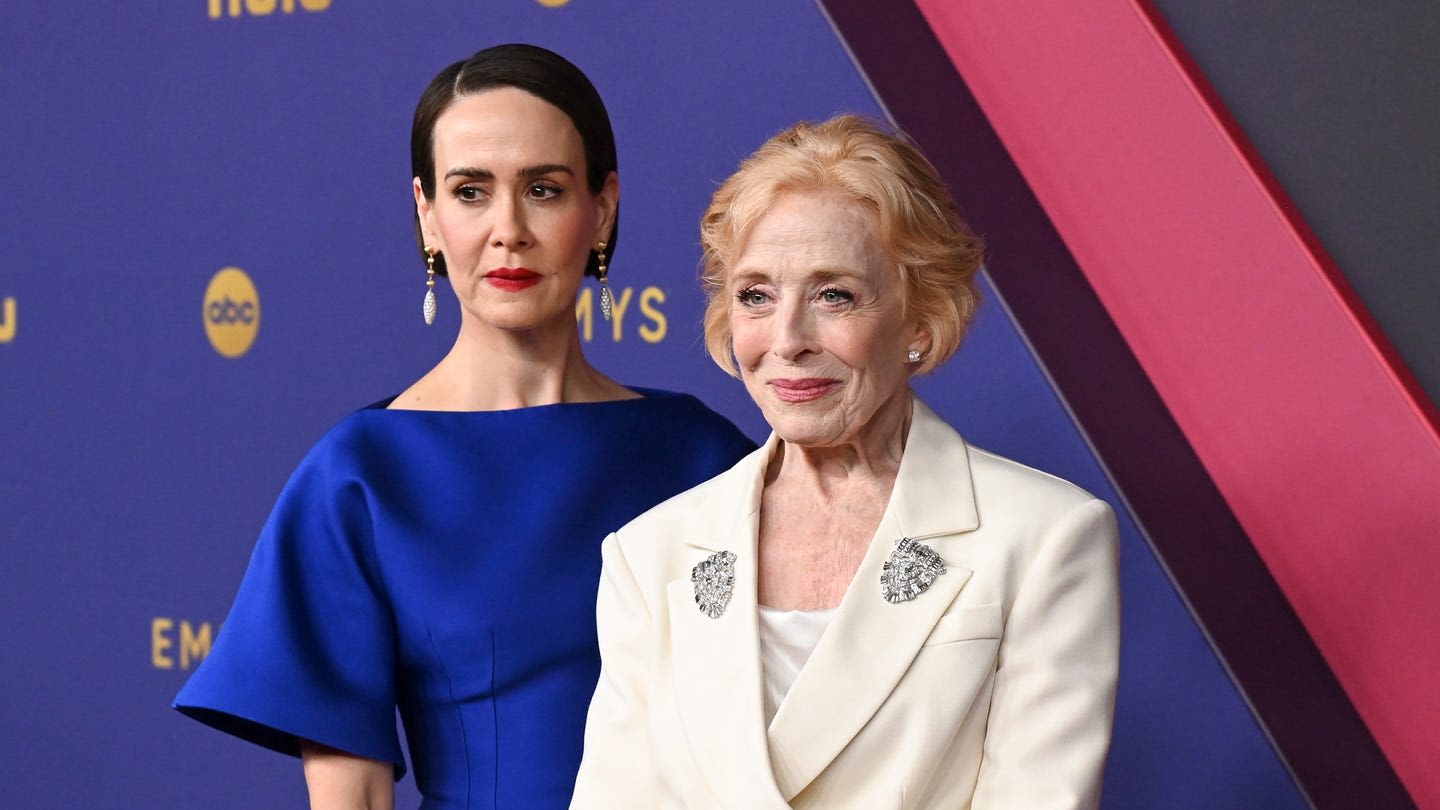 Holland Taylor and Sarah Paulson Are the Cutest on the 2024 Emmys Red Carpet