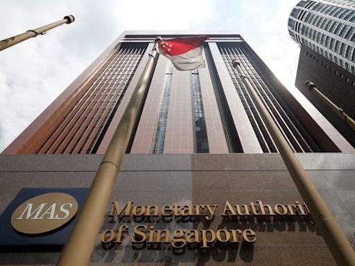 Singapore MAS to hold currency settings in face of sticky prices