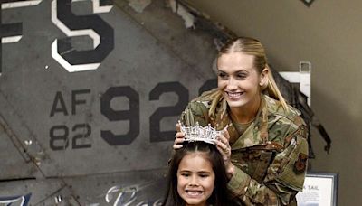 Miss America spoke with Fort Smith teens as part of her homecoming celebration | Northwest Arkansas Democrat-Gazette