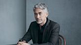 Tony Gilroy To Receive Career Achievement Honor At Writers Guild Awards