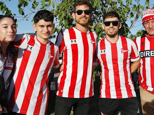 Estudiantes de La Plata les pagará la mitad del viaje en micro a los hinchas que irán a ver la final de la Copa de la Liga contra Vélez