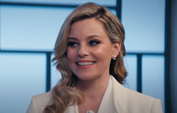 Elizabeth Banks Stars as a Celebrity Aesthetician Facing a Hacking Scandal in 'Skincare' Trailer