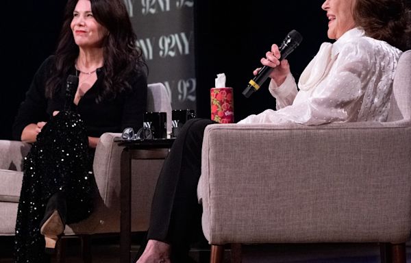 Gilmore Girls ’ Lauren Graham Surprises Kelly Bishop in Sweet Reunion