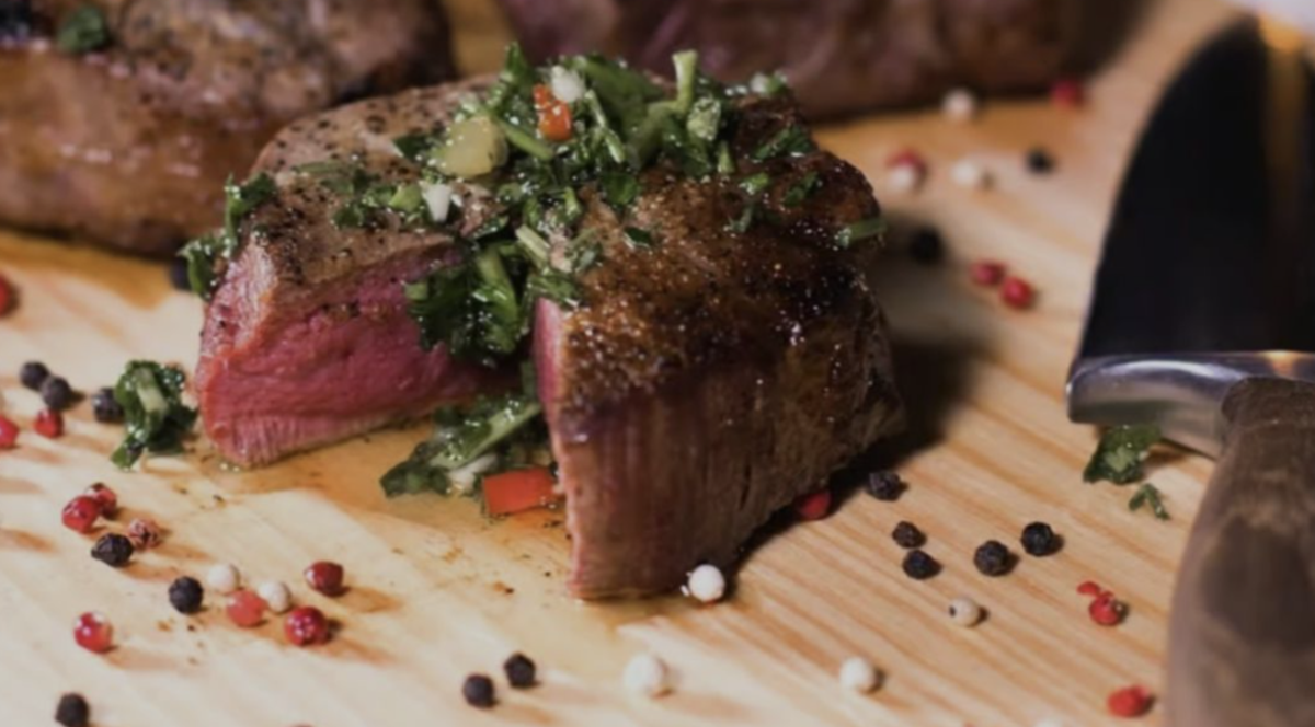 Brazilian steakhouse chain Avenida Brazil has opened its first San Antonio restaurant