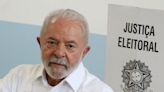 Lula recebe alta após procedimento para tratar lesão na laringe