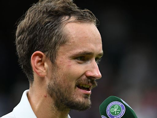 Daniil Medvedev apologises to reporter at Wimbledon after beating Jannik Sinner