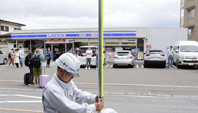 遮擋富士山黑布訂5/21完工 當地商議開徵住宿稅