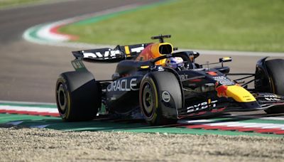 Verstappen da síntomas de que algo no va bien y Ferrari sonríe en Imola
