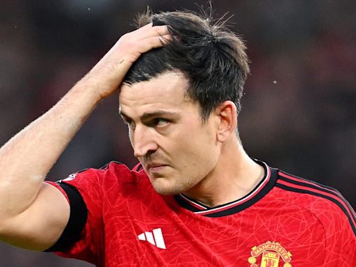 Man United “offer” Harry Maguire to Barcelona as part of ongoing “historic squad clean-up”