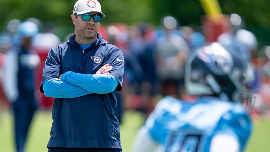 Titans' Brian Callahan was mic'd up for OTAs practice