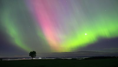 Will northern lights be visible in Palm Beach County? Aurora borealis may light up sky again in June.