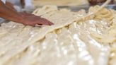 Así luce el quesillo más grande del mundo ganador del Récord Guinness hecho en Oaxaca