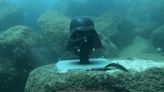 El fondo marino de Barcelona esconde un busto de Darth Vader: un homenaje a un fan de 'Star Wars'