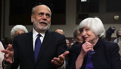 Yellen, Bernanke see the US economy avoiding a recession