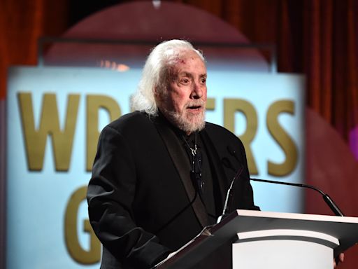 Robert Towne Dead at 89: Legendary ‘Chinatown’ Screenwriter Was One of Hollywood’s Great Scribes