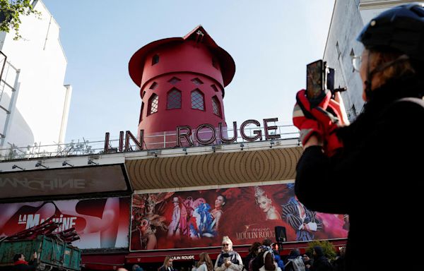 Windmill sails mysteriously fall off Paris' iconic Moulin Rouge cabaret