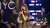 Fans Tell Kelly Clarkson to 'Keep the Country Tunes Comin' After Latest Cover Song