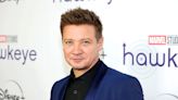 Jeremy Renner Accident Occurred While Helping Stranded Family Member; ‘Avengers’ Actor Posts Update Photo on Instagram