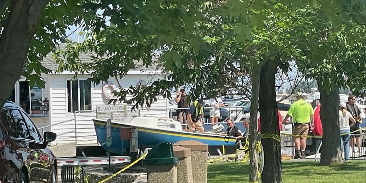Search for family’s sailboat finds 2 children dead; father still missing
