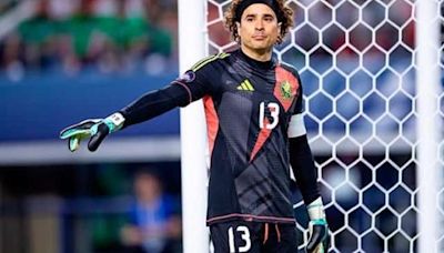 Ochoa sigue sin ser considerado en la Salernitana