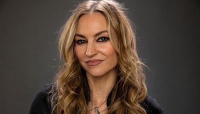 'Sopranos' star Drea de Matteo's 13-year-old son edits her OnlyFans photos