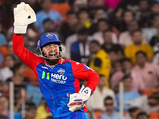 Rishabh Pant is a better wicketkeeper than Sanju Samson: Sunil Gavaskar