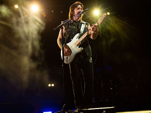 Juanes revive sus 20 años de relación con España en Selvatic Málaga Fest