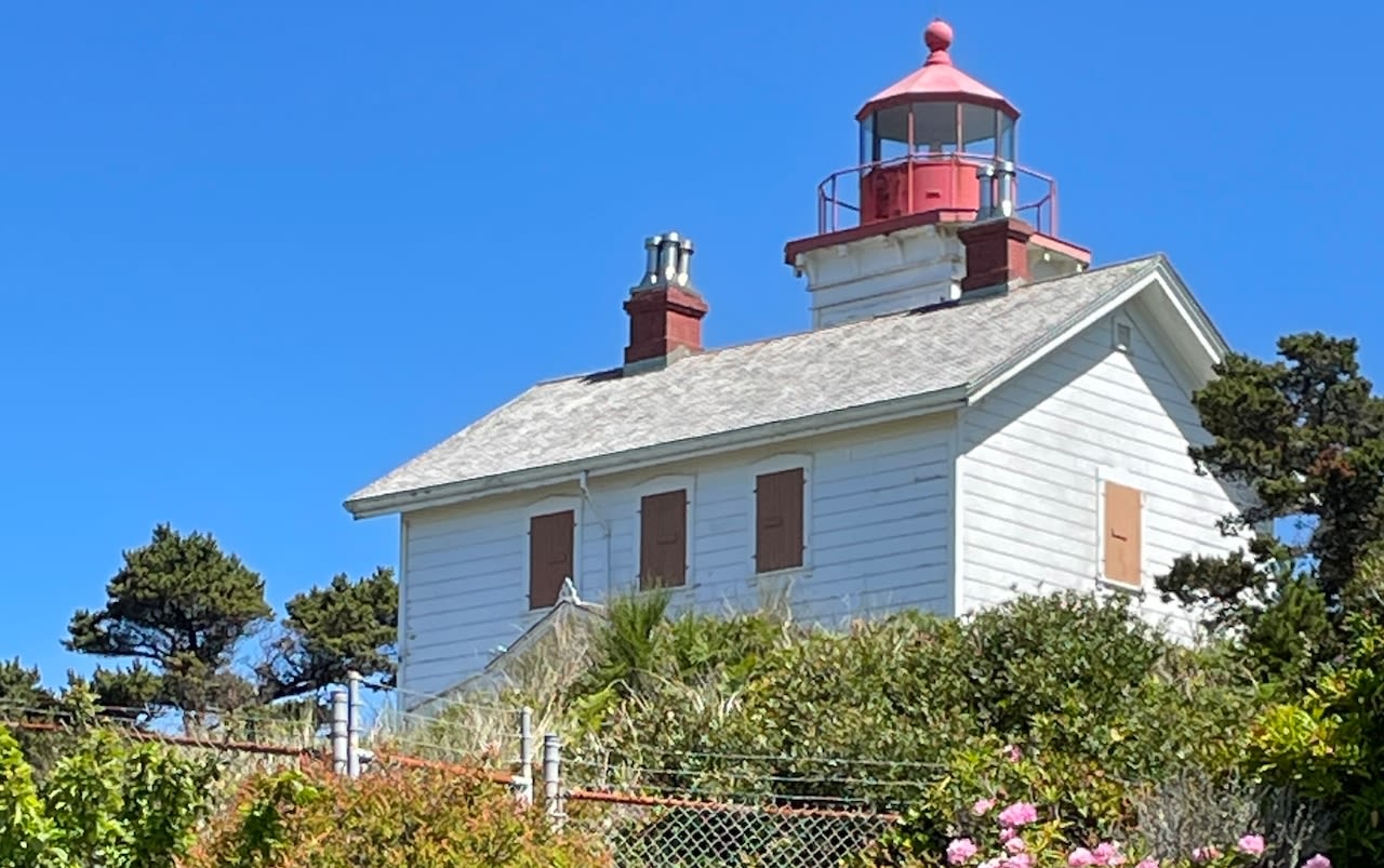 Oregon coast’s last wood-frame lighthouse is set for $1.4 million renovation