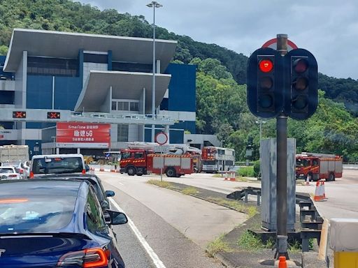 大欖隧道貨車起火 現場單管雙程行車