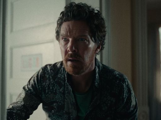 “Un recordatorio de lo brillante que es Benedict Cumberbatch”: así es el papel del actor en el nuevo thriller de Netflix - La Tercera