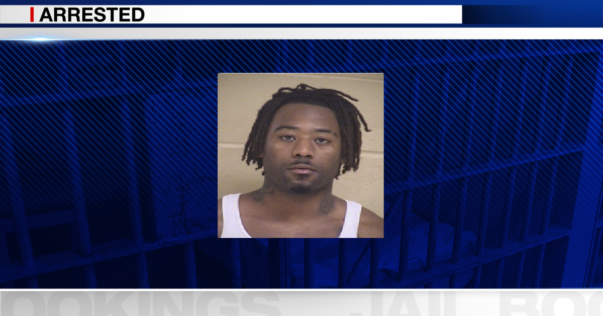 Shreveport police arrest man threatening people with a gun