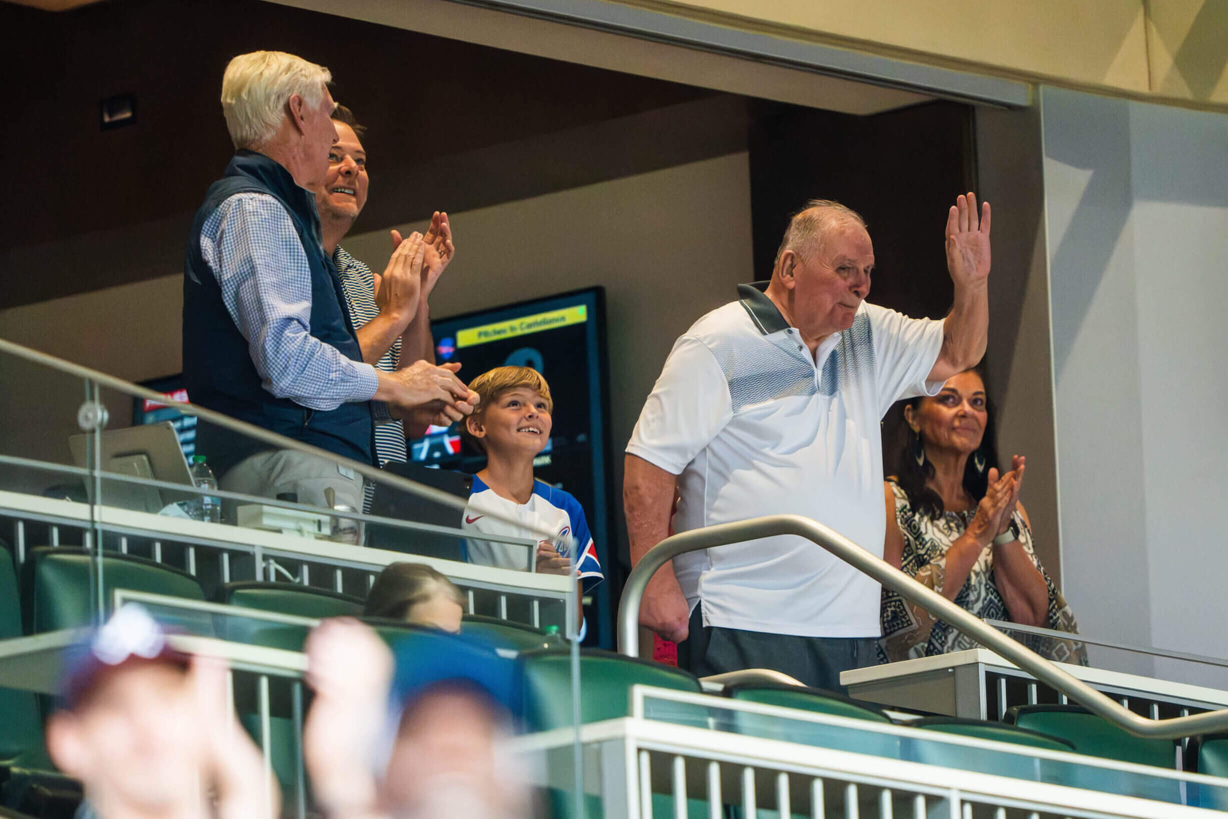 'Everybody loved seeing him': Hall of Famer Bobby Cox makes rare visit to Braves game