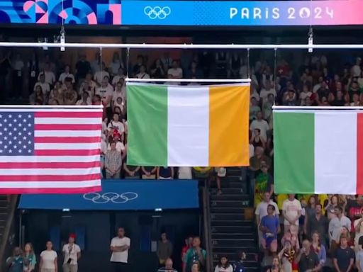 People are making the same joke as flags are raised in 800m freestyle