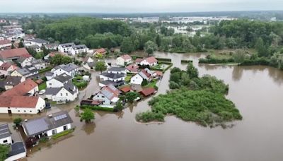 One dead as 'unprecedented' flooding hits Germany