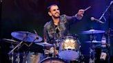 Ringo Starr hace pausa en gira por COVID-19