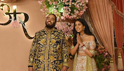 A wedding puts India’s gilded age on lavish display