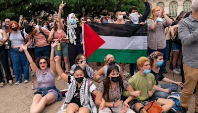 Pro-Palestinian protests continue at North Texas universities