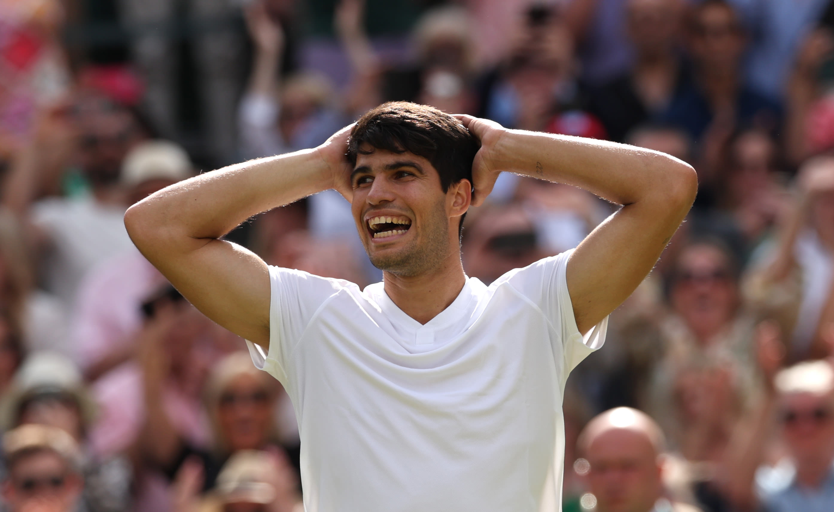 Wimbledon men's final: Carlos Alcaraz defeats Novak Djokovic in straight sets to claim second straight title