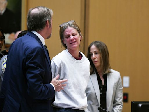 Live updates: Michelle Troconis' daughter speaks at sentencing in Jennifer Dulos case
